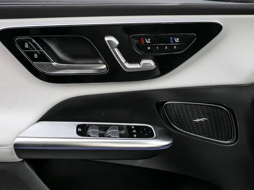 Mercedes-Benz GLC 300 de 4M AMG Premium AHK Pano Distronic