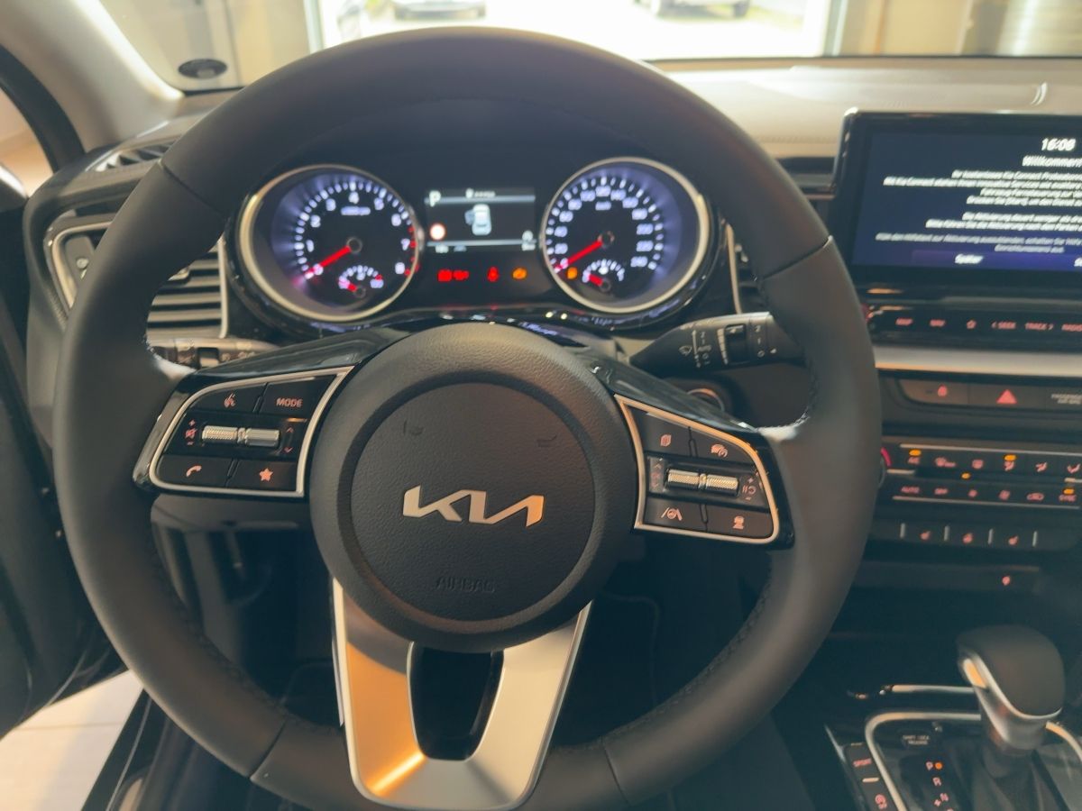 Kia XCEED 1.5T Spirit - Samsaru's Car Outlet