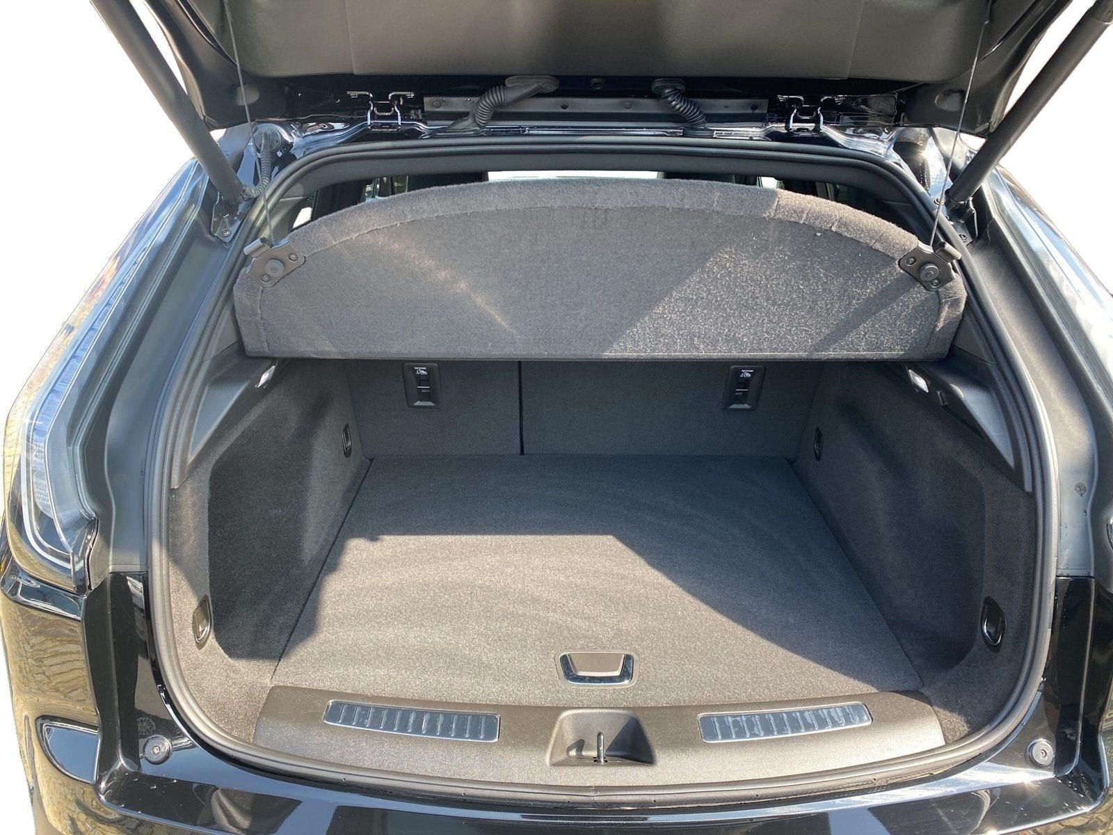 Cadillac XT4 2.0 T Sport AWD NAVI+KAMERA+LED