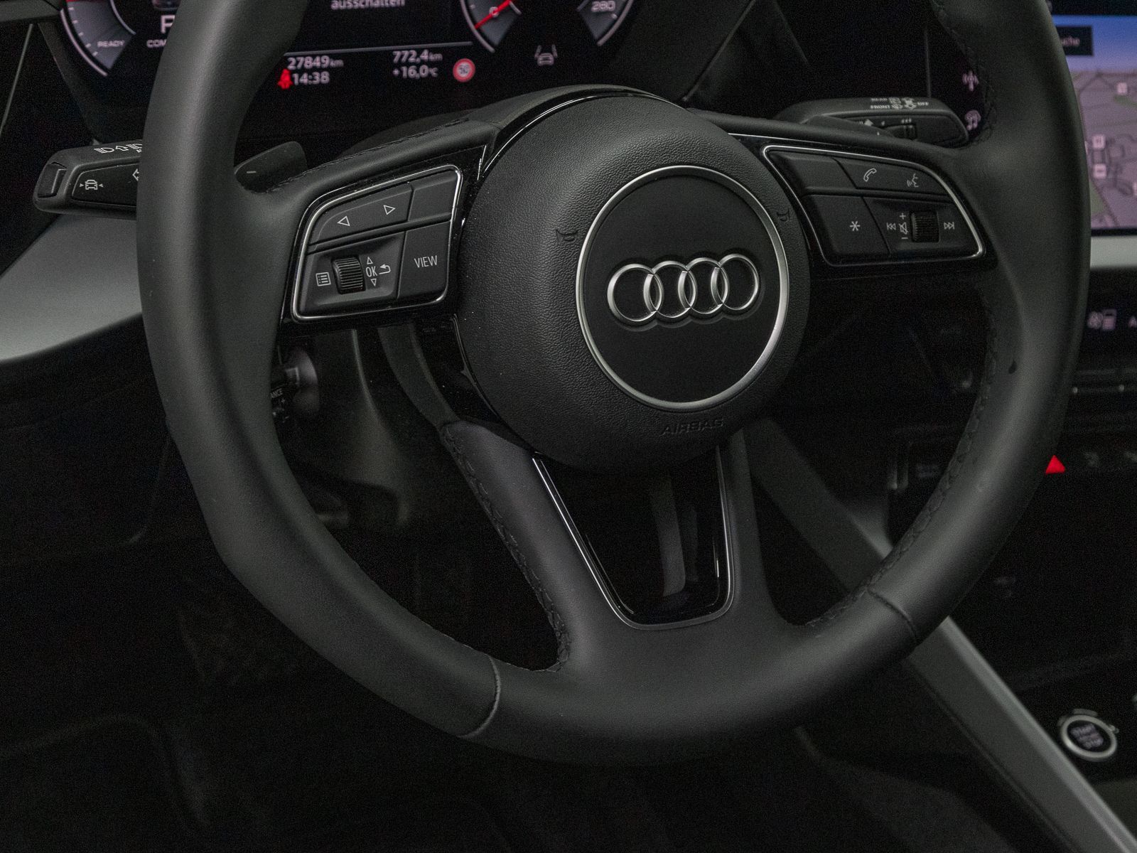 Audi A3 Sportback 35 TFSI ADVANCED - Samsaru's Car Outlet
