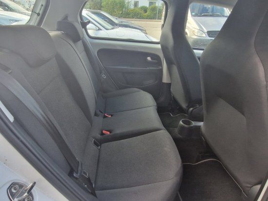 Volkswagen e-up! - Samsaru's Car Outlet