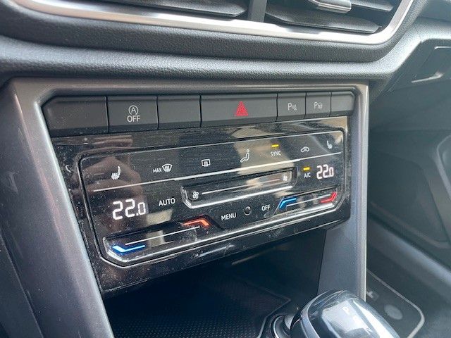 Volkswagen T-Roc 1.5 TSI Style - Samsaru's Car Outlet
