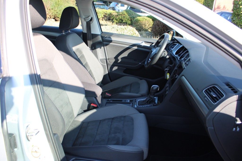 Volkswagen Golf Var 2.0 TDI DSG Comfortline - Samsaru's Car Outlet
