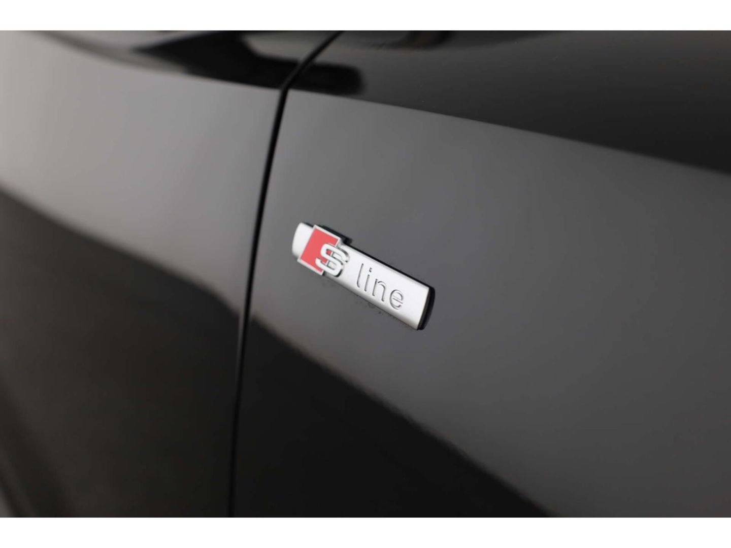 Audi Q3 35 TDI quattro S line - Samsaru's Car Outlet