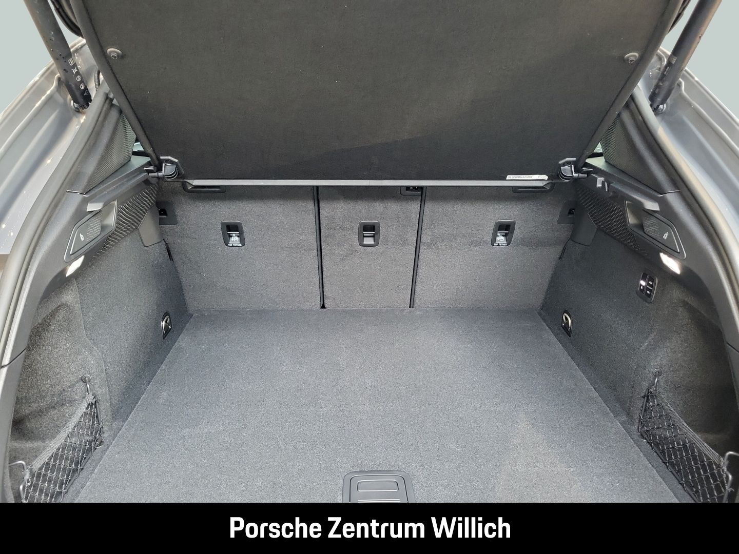 Porsche Macan 4S BOSE LED-Matrix Panorama LED-Matrix