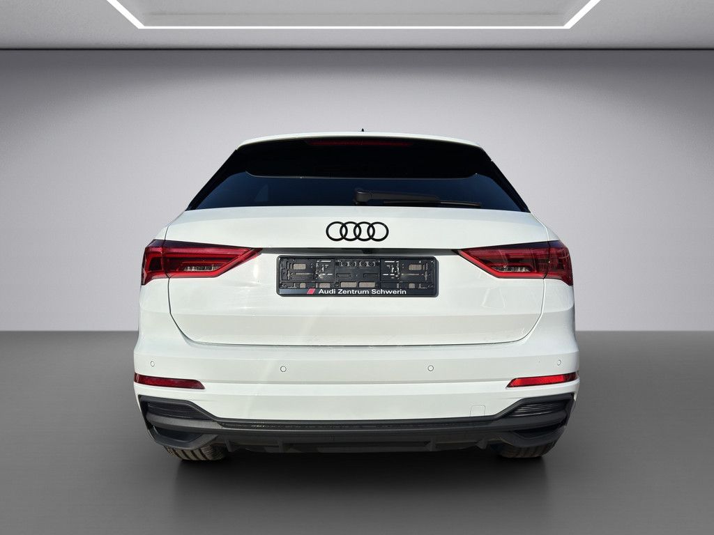 Audi Q3 35 1.5 TFSI S-tronic S line ACC MATRIX-LED