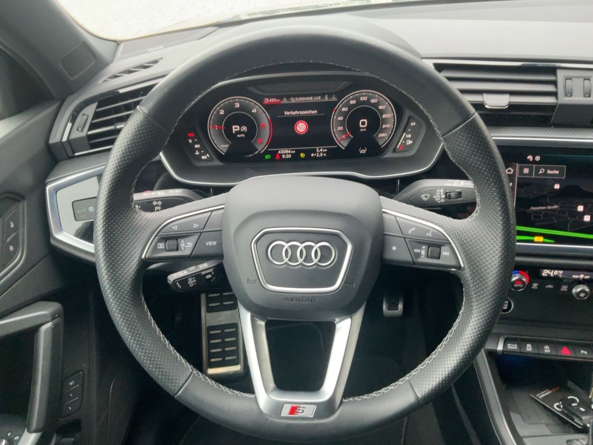 Audi Q3 Sportback 40 TDI QU S-LINE - Samsaru's Car Outlet