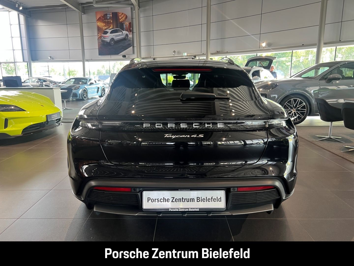 Porsche Taycan 4S Cross Turismo Panoramadach LED-Matrix