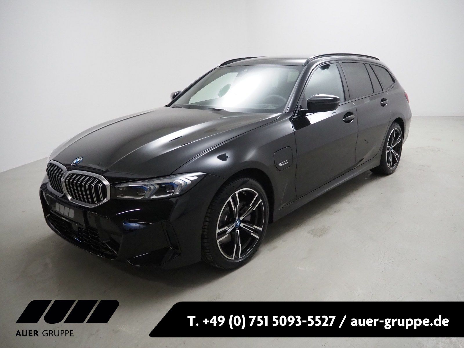 BMW 330e xDrive Touring (M-Sport Navi LED AHK HUD)