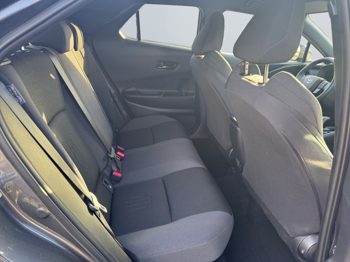 Toyota C-HR 1.8 Hybrid Team D *LED*SHZ*CAM*ACC*SmartKey
