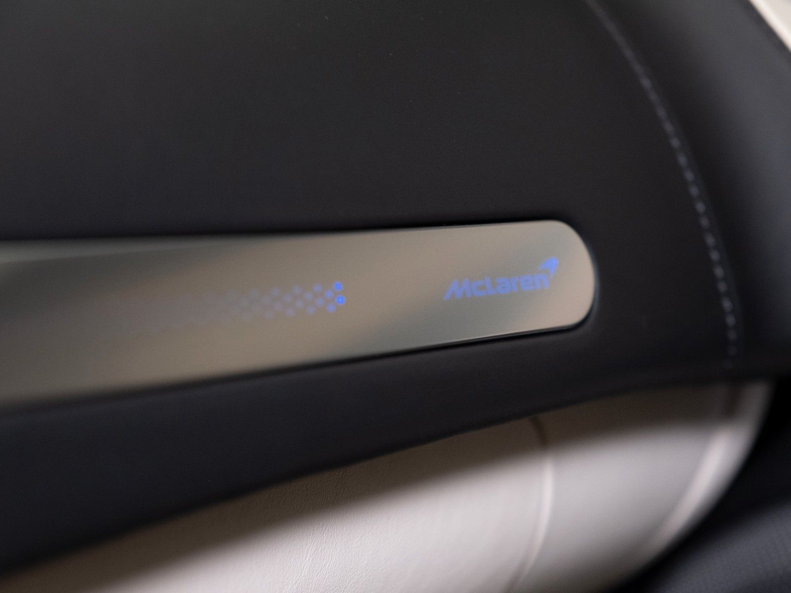 McLaren GT | Luxe | MSO Electrochromic Roof