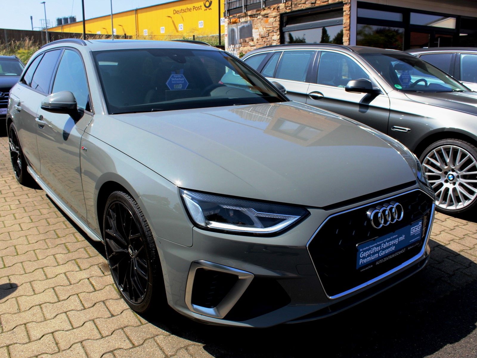 Audi A4 35 TFSI S line - Samsaru's Car Outlet