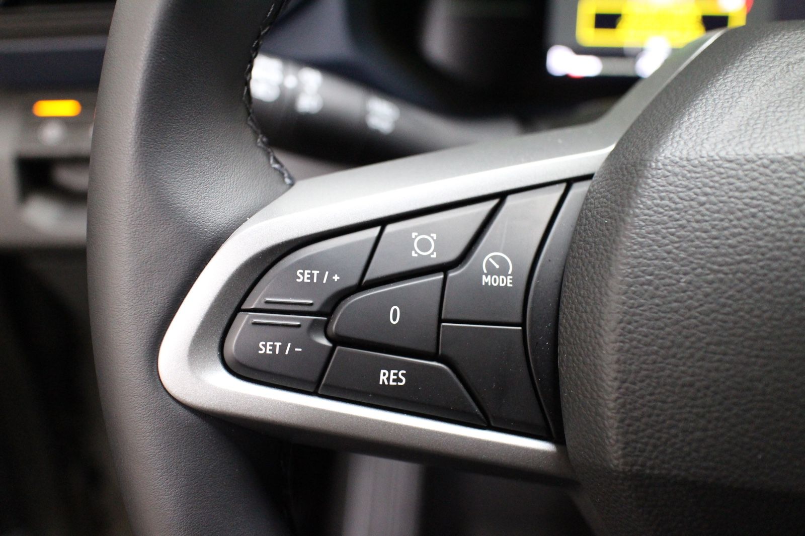 Dacia Duster III Hybrid 140 Journey - Samsaru's Car Outlet