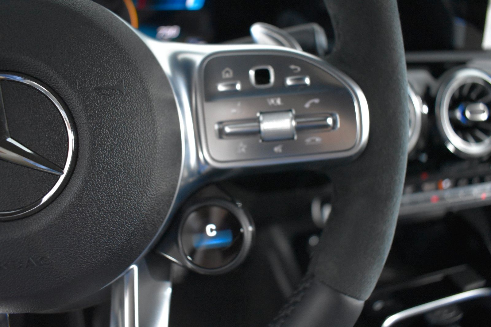 Mercedes-Benz CLA45 S AMG SB 4M - Samsaru's Car Outlet