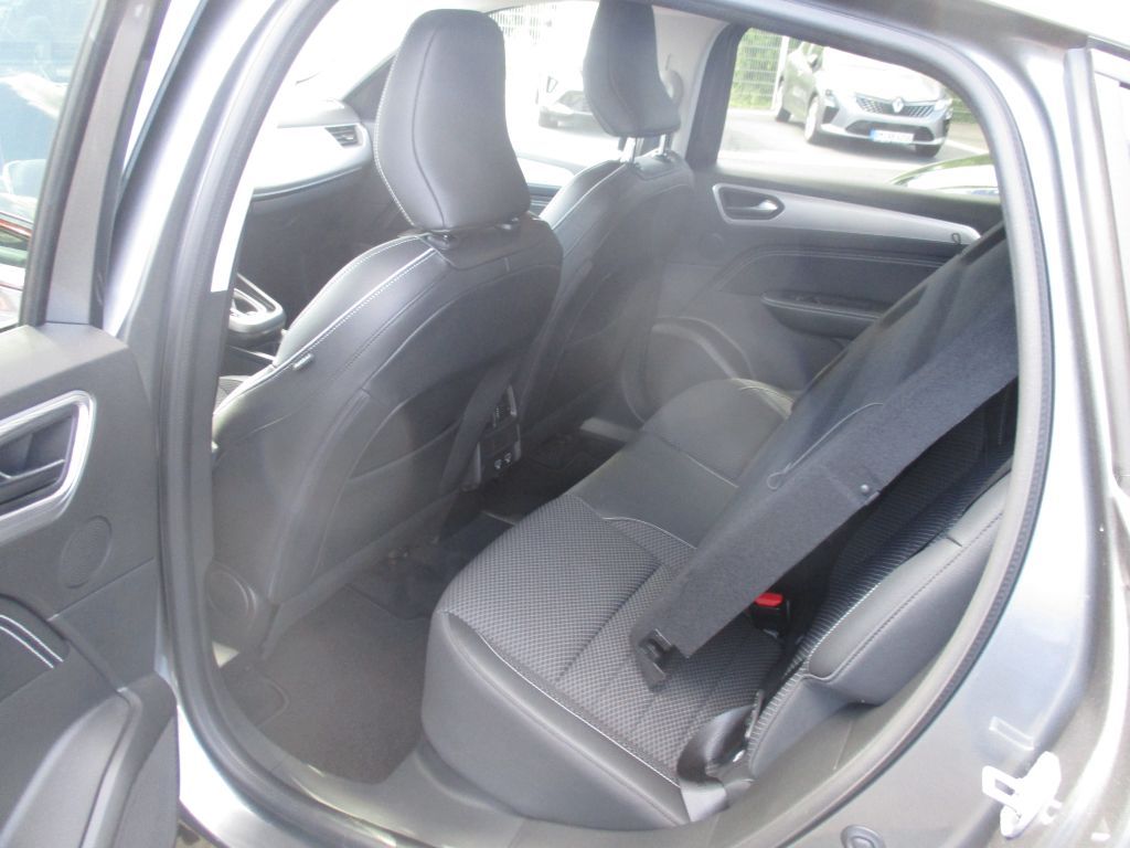 Renault Arkana TCe Mild Hybrid - Samsaru's Car Outlet
