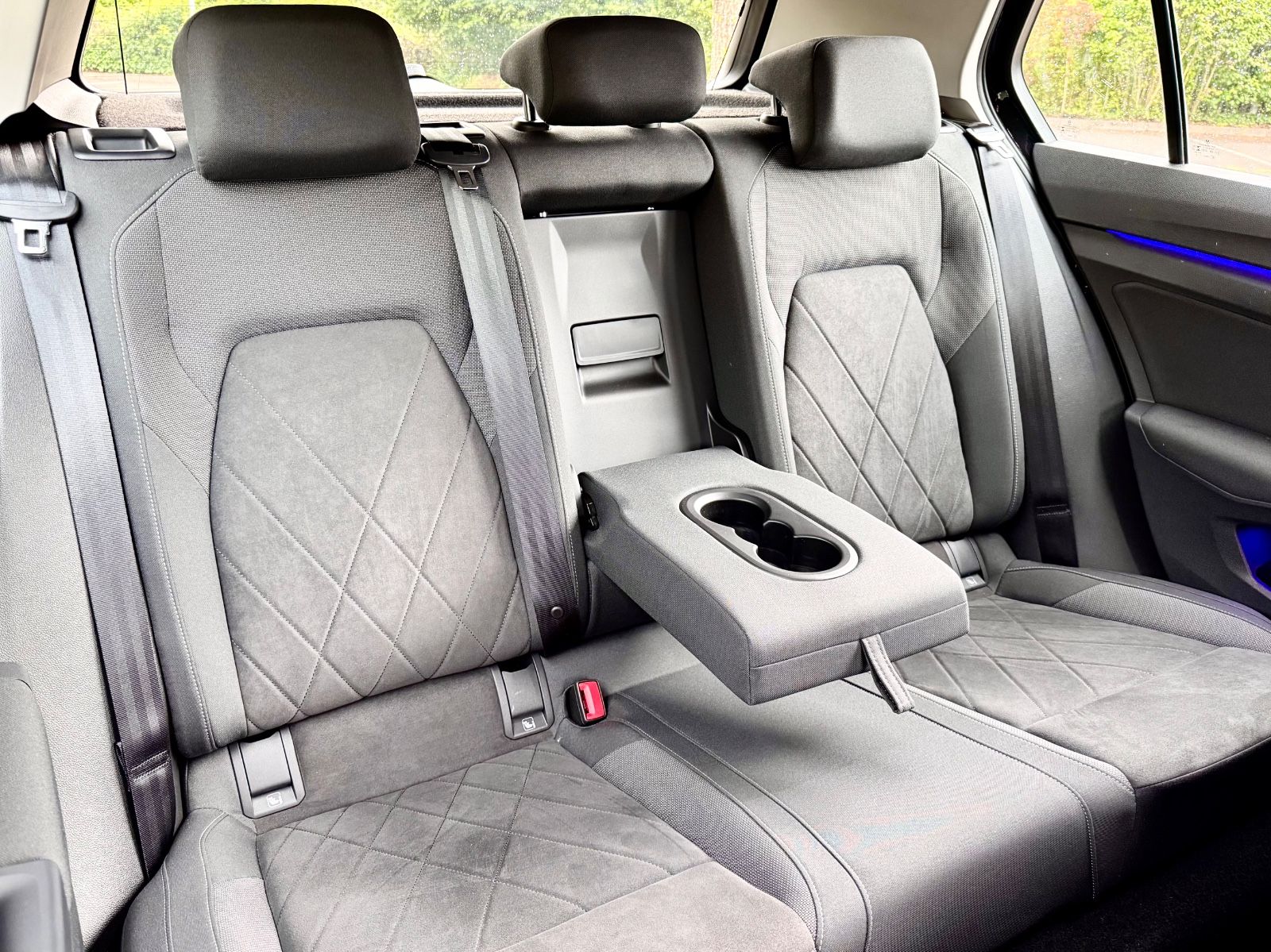 Volkswagen Golf VIII 1.5 Style - Samsaru's Car Outlet