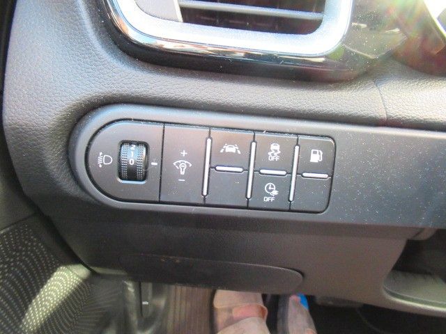Kia XCeed Spirit Plug-in Hybrid - Samsaru's Car Outlet