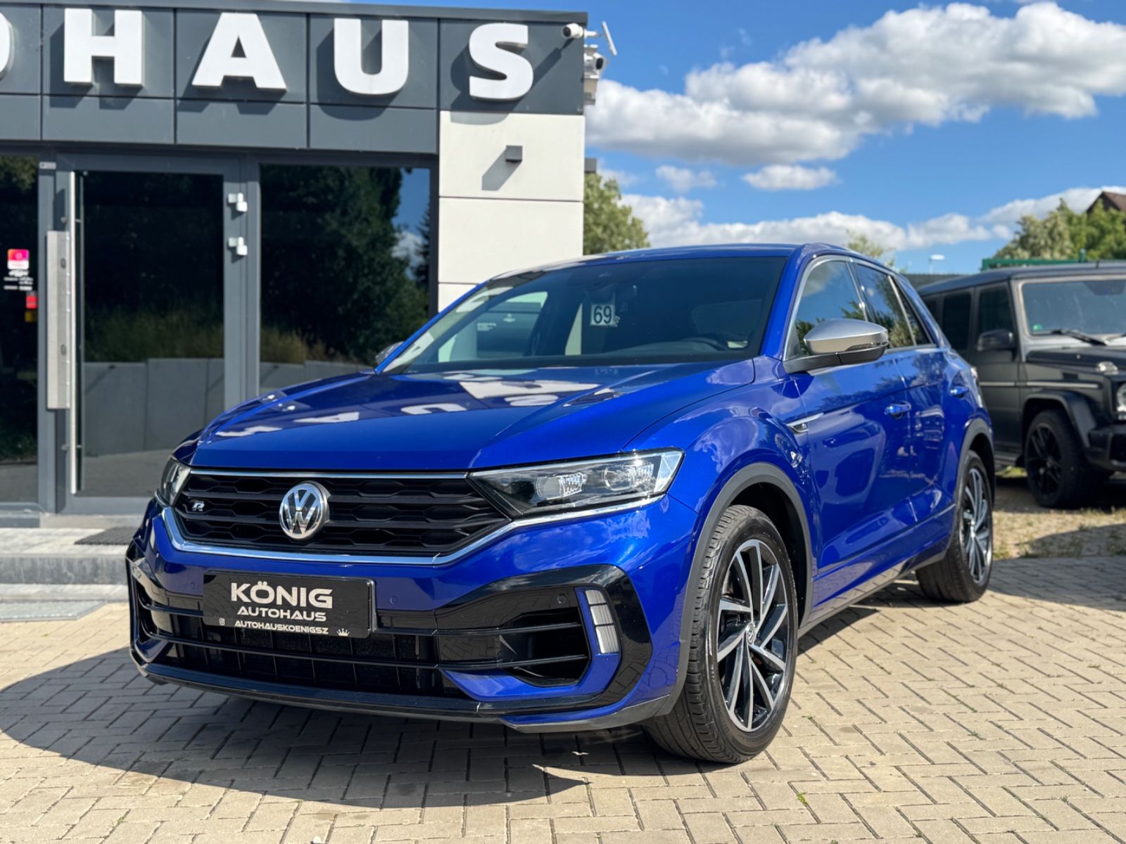 Volkswagen T-Roc R 4Motion - Samsaru's Car Outlet