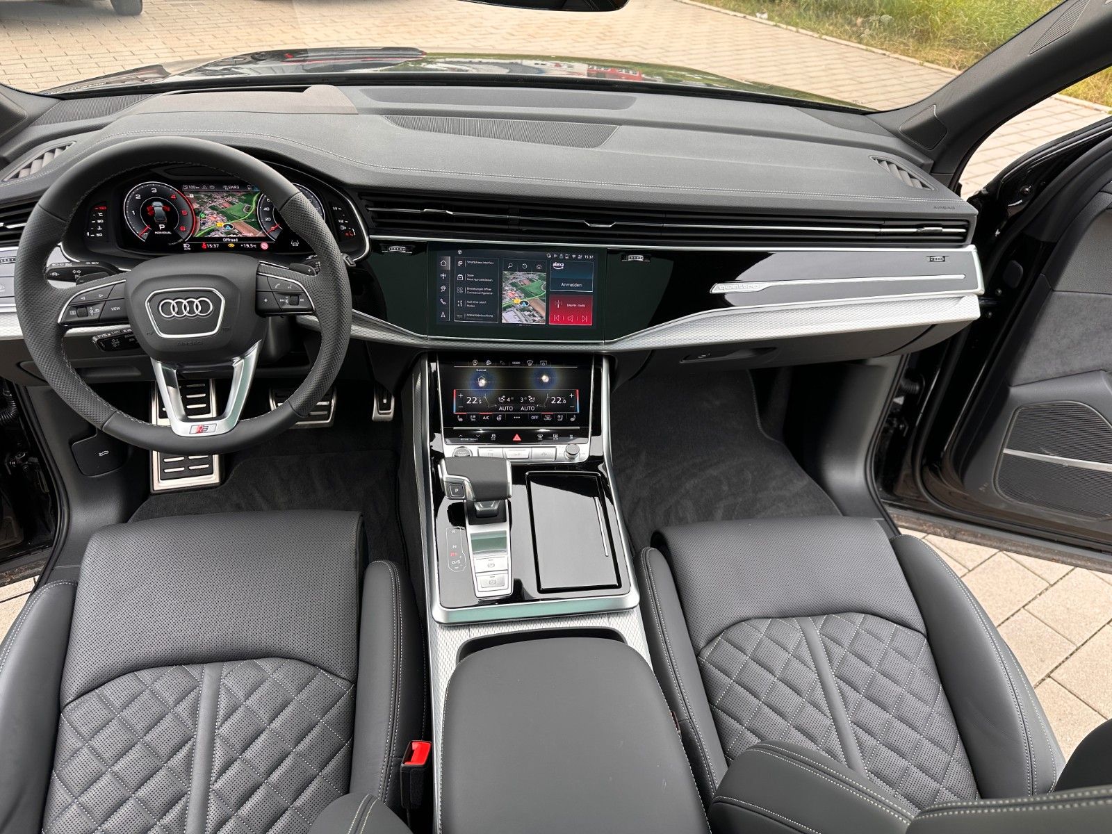 Audi Q7 50 TDI S line +AHK+STANDHEIZUNG+PANO+B&O