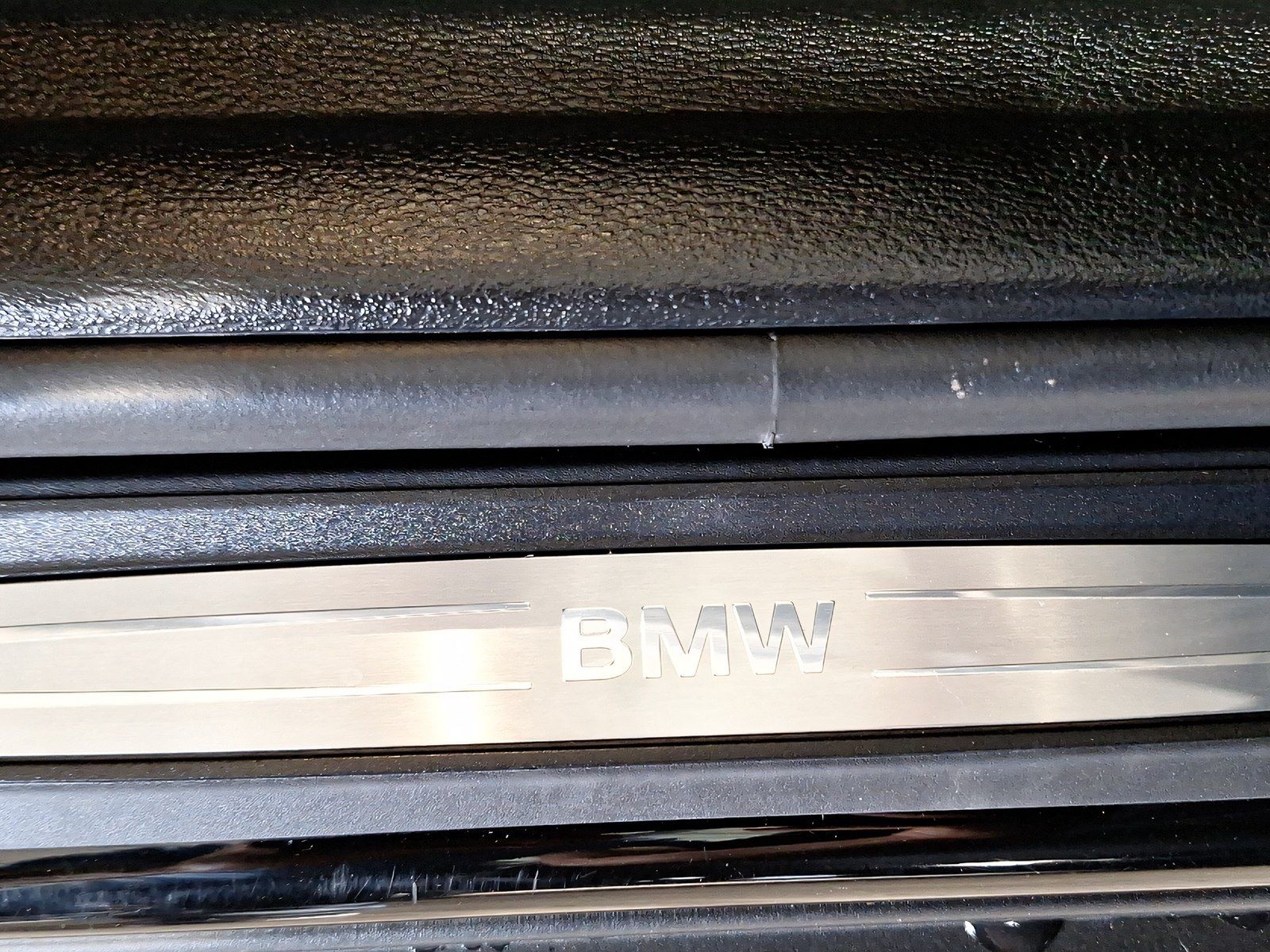 BMW X1 xDrive25e Sport Line - Samsaru's Car Outlet