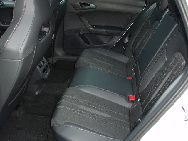 Cupra Leon Sportstourer VZ 4Drive - Samsaru's Car Outlet