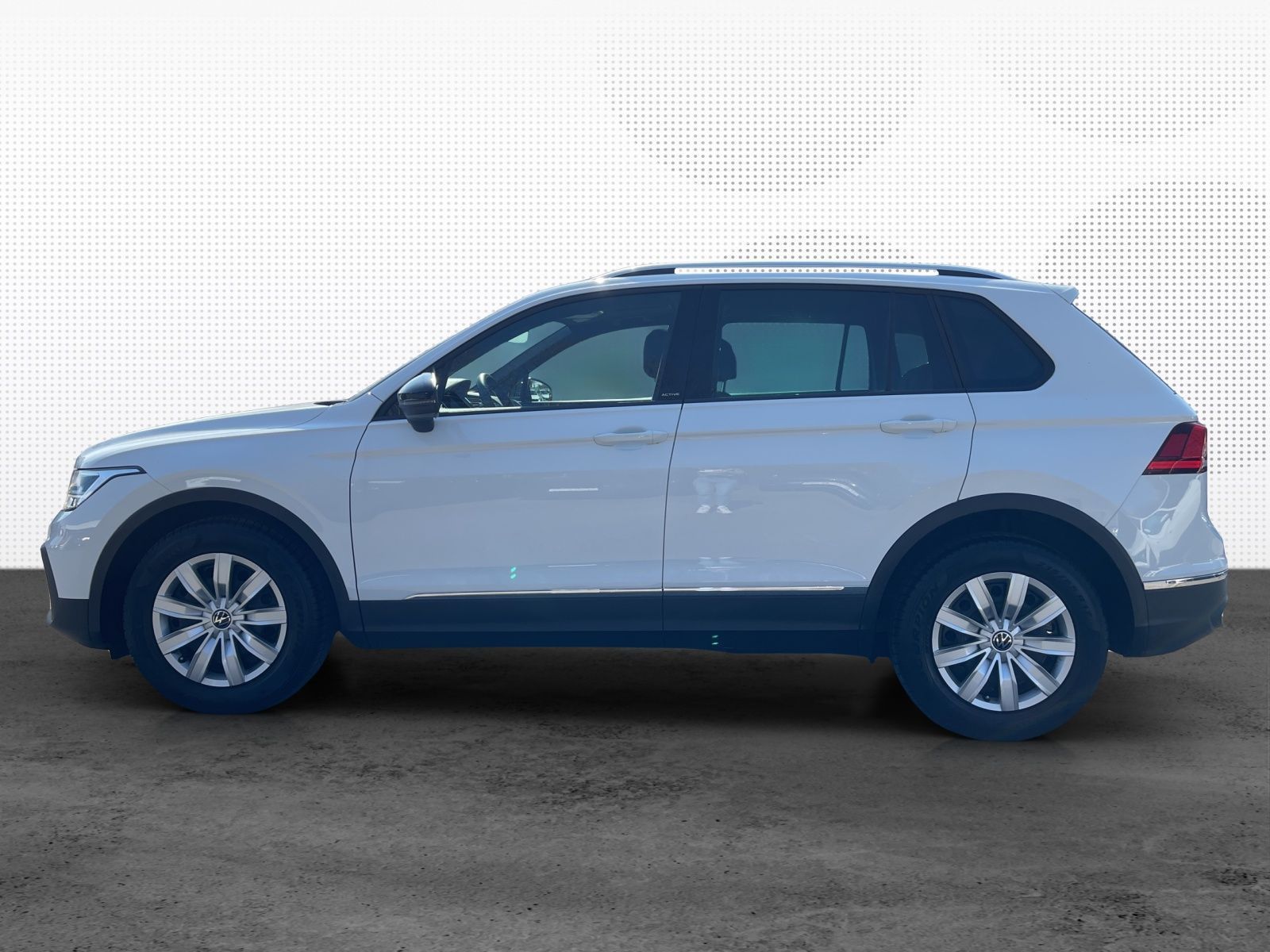 Volkswagen Tiguan Life 1.5 TSI - Samsaru's Car Outlet