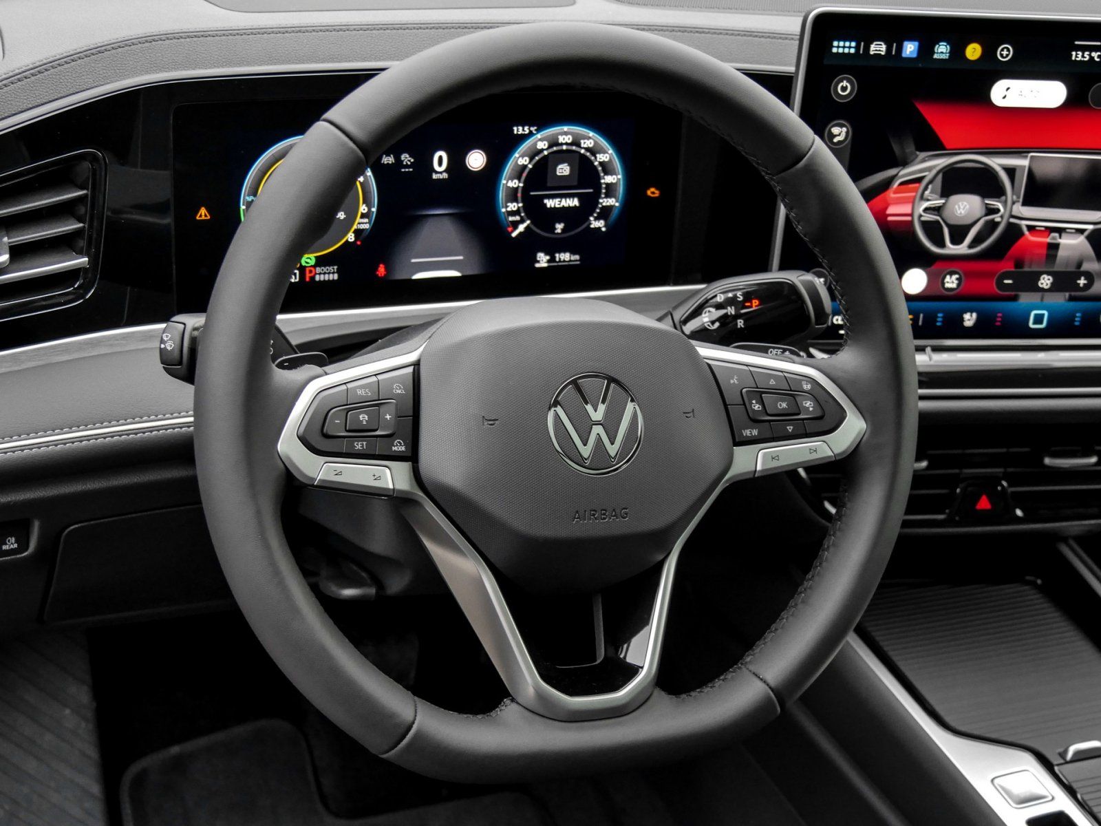 Volkswagen Passat Variant Elegance eHybrid IQ.Light AHK Nav