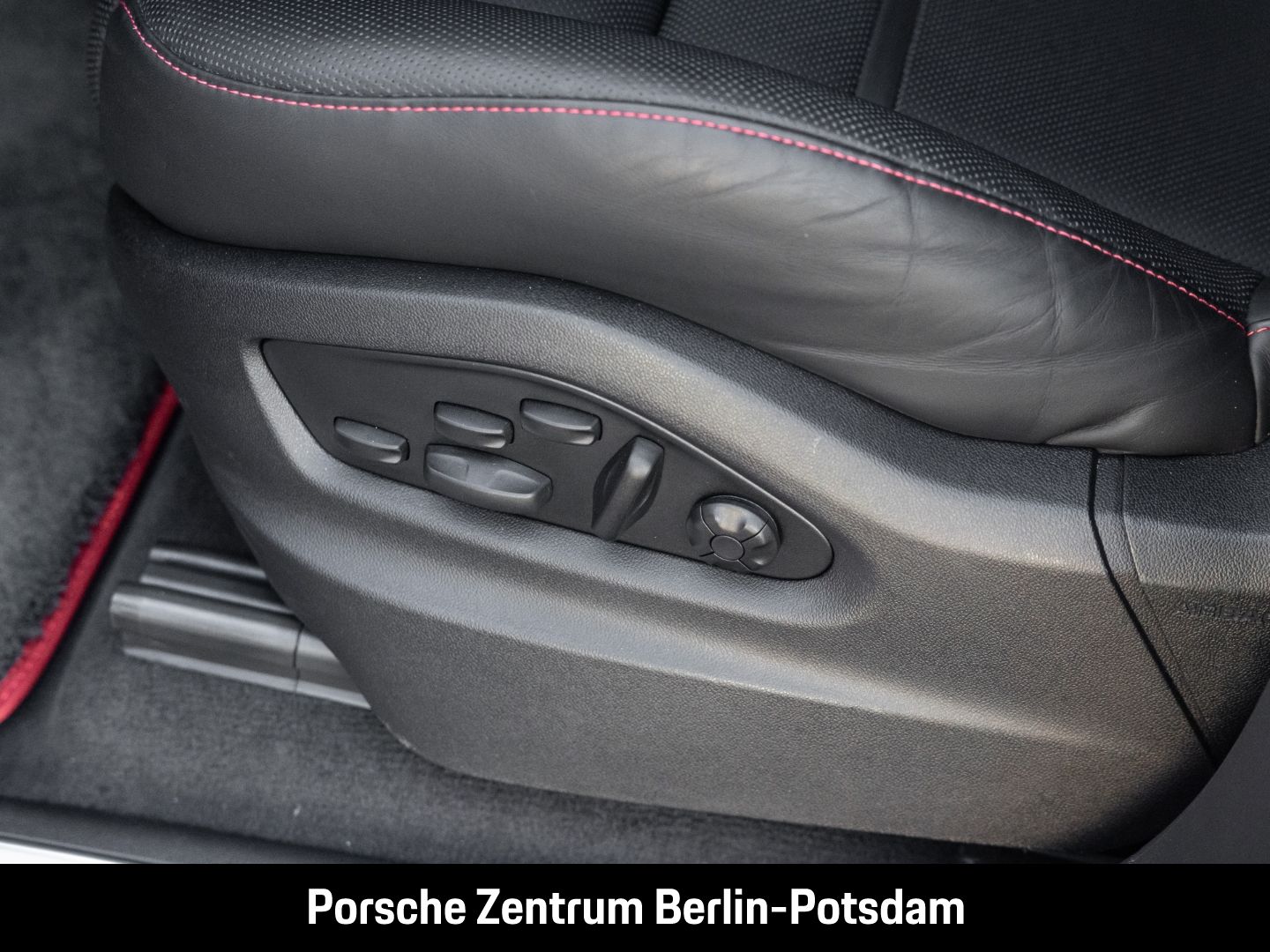 Porsche Cayenne Turbo S E-Hybrid Burmester Panoramadach