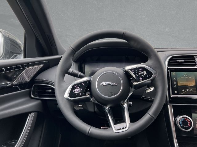 Jaguar XE D200 R-Dynamic HSE HUD StandHZG Navi Leder Me