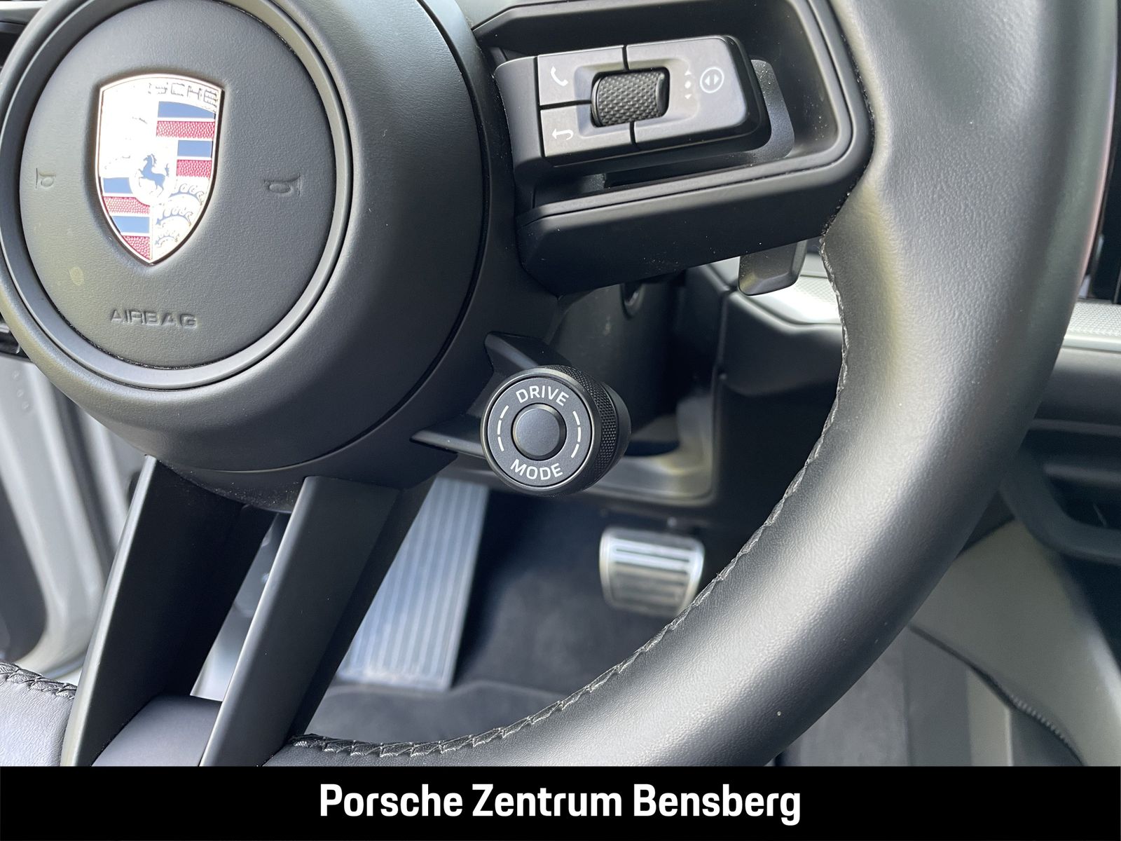 Porsche Cayenne S E-Hybrid AHK Pano InnoDrive HUD