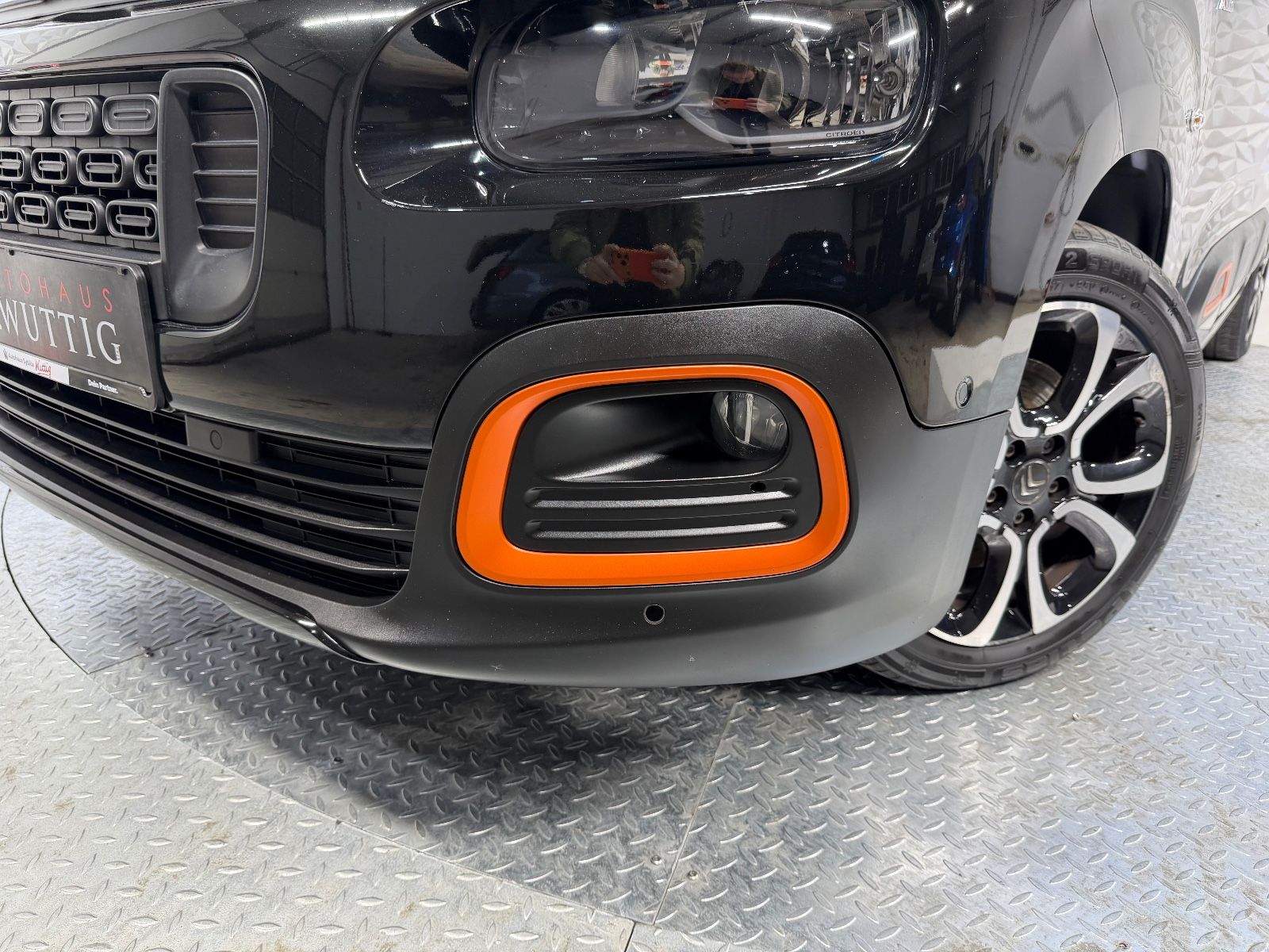 Citroën Berlingo XL BlueHDi 130 EAT8 SHINE+ANHÄNGERKUP.+