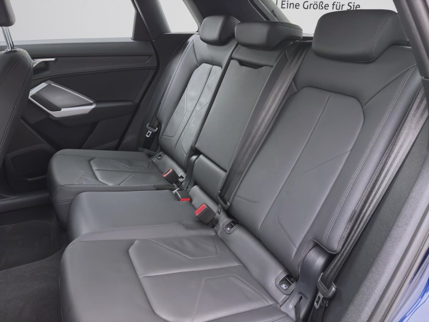 Audi Q3 40 TDI Q ADVANCED - Samsaru's Car Outlet