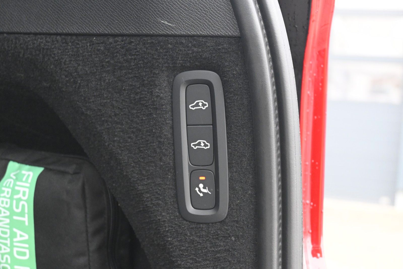 Volvo XC90 T8 AWD Inscrip. - Samsaru's Car Outlet