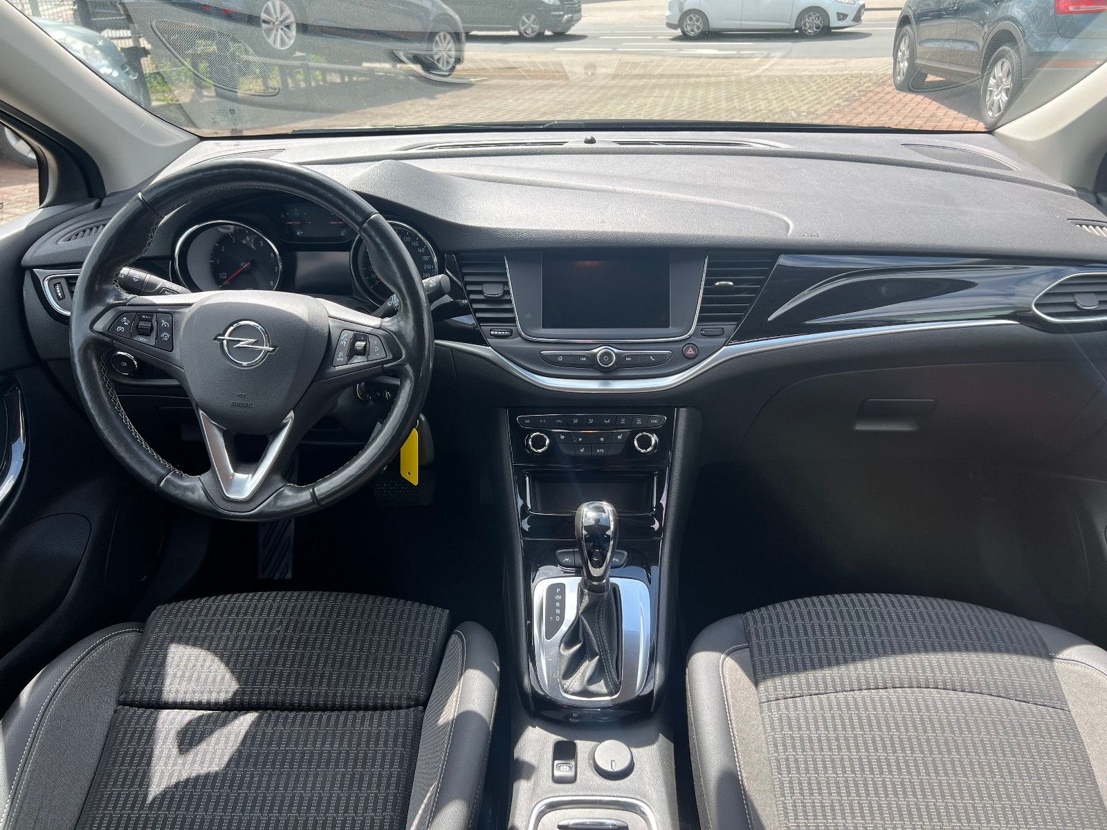 Opel Astra K Sports Tourer Elegance - Samsaru's Car Outlet