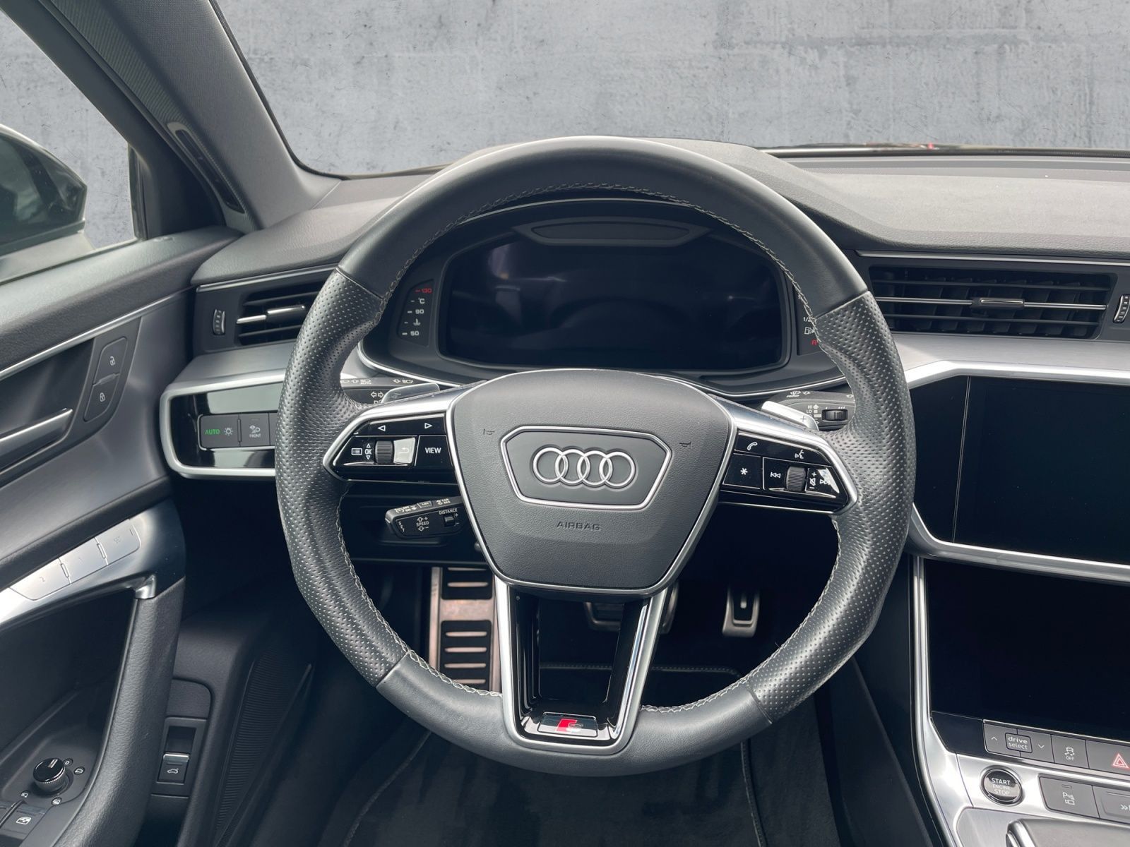 Audi A6 Avant 55 TFSI QU S-LINE 5JG+NAVI+AHK+HuD+B&O