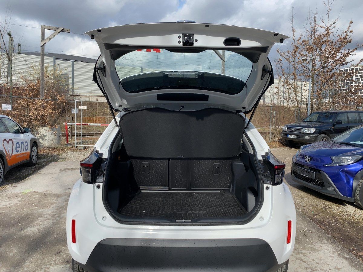 Toyota Yaris Cross 1.5 E FWD Comfort sparsamer Crossove