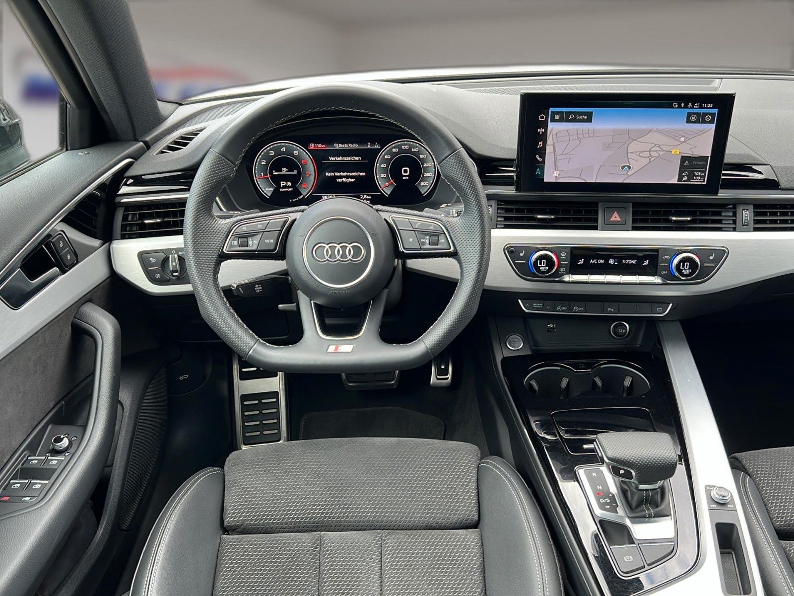 Audi A4 Avant 40 TFSI S tronic S line - Samsaru's Car Outlet