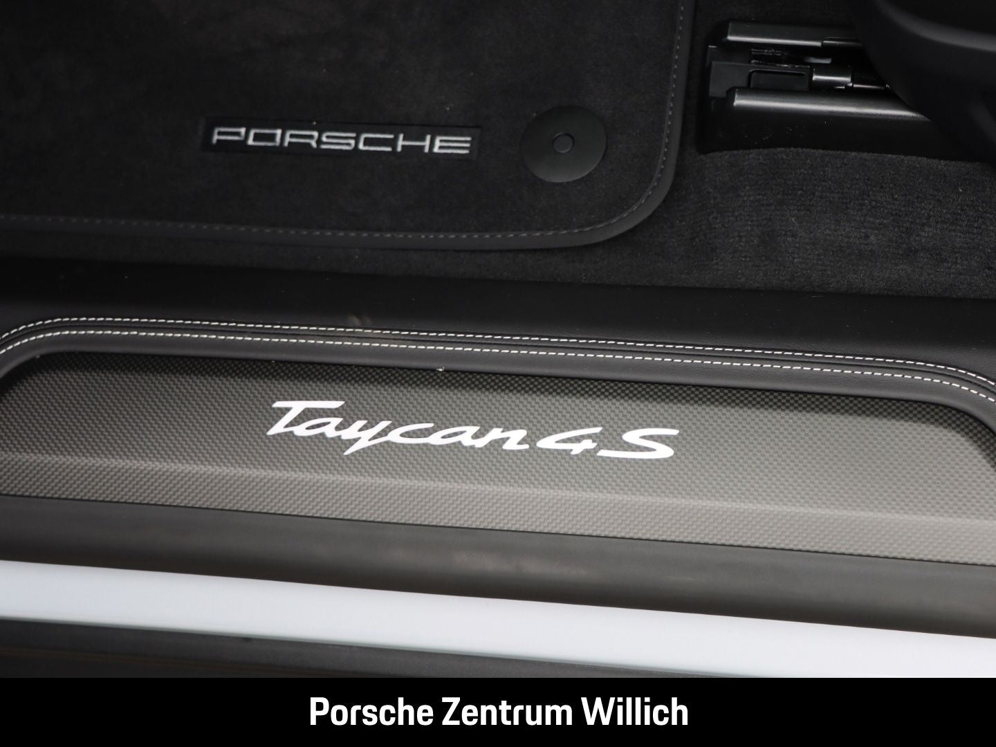 Porsche Taycan 4S Sport Turismo Burmester LED-Matrix