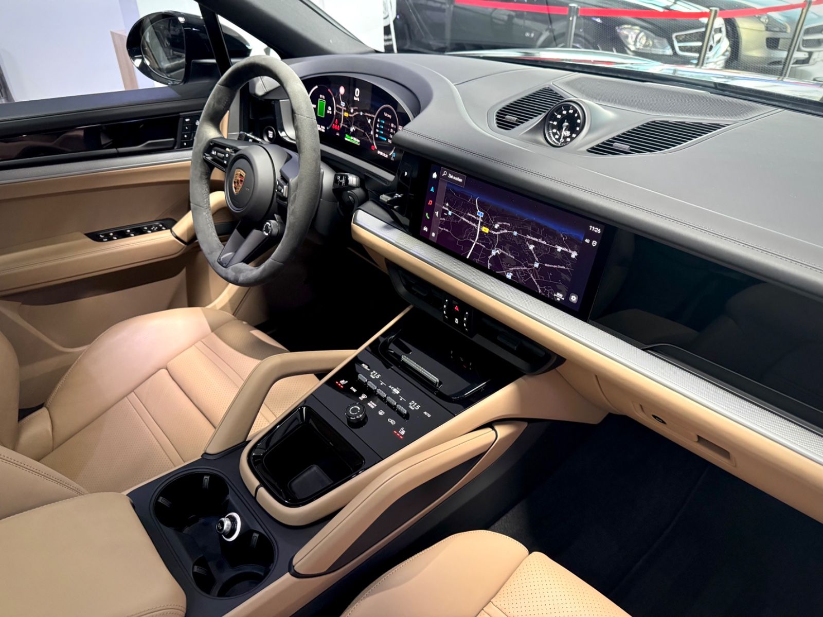 Porsche CAYENNE COUPE E-HYBRID FACELIFT INNO-DRIVE 21"