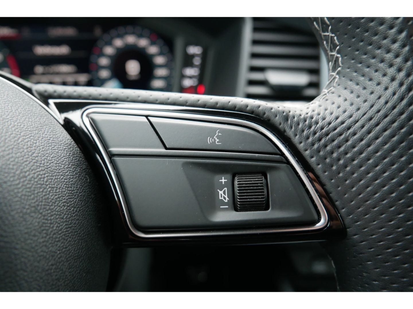 Audi A1 SB 40 TFSI S line LED+ACC+Camera+MMI+Sportsit