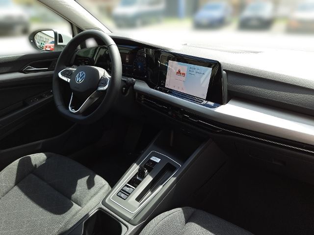 Volkswagen Golf VIII Variant 1.5 eTSI DSG - Samsaru's Car Outlet