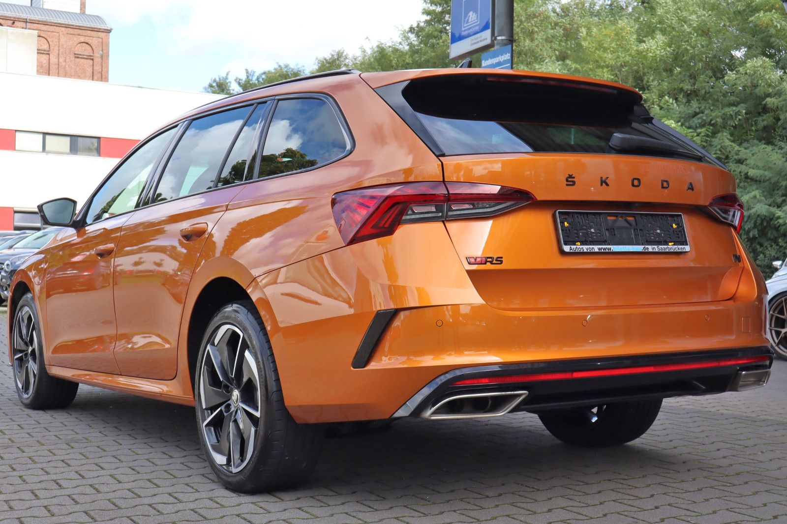 Skoda Octavia Combi RS 1.4 TSI iV DSG !LED+Navi+Pano!