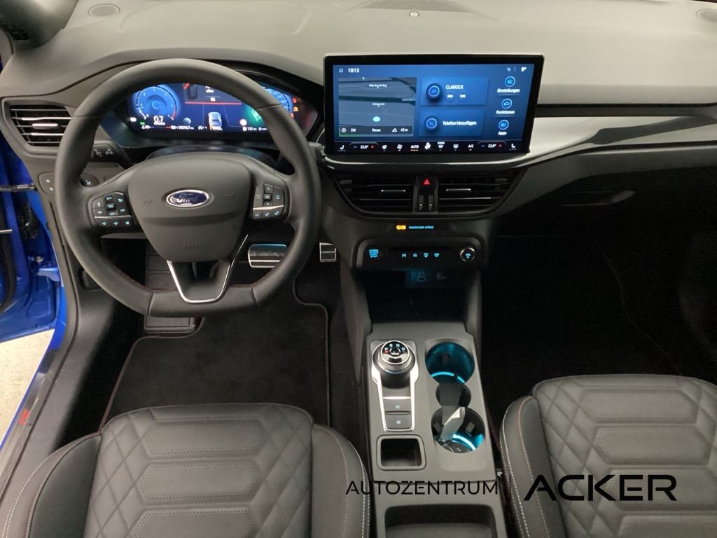 Ford Focus 1.5 EcoBlue Turnier ST-Line X 8AT. -50%*