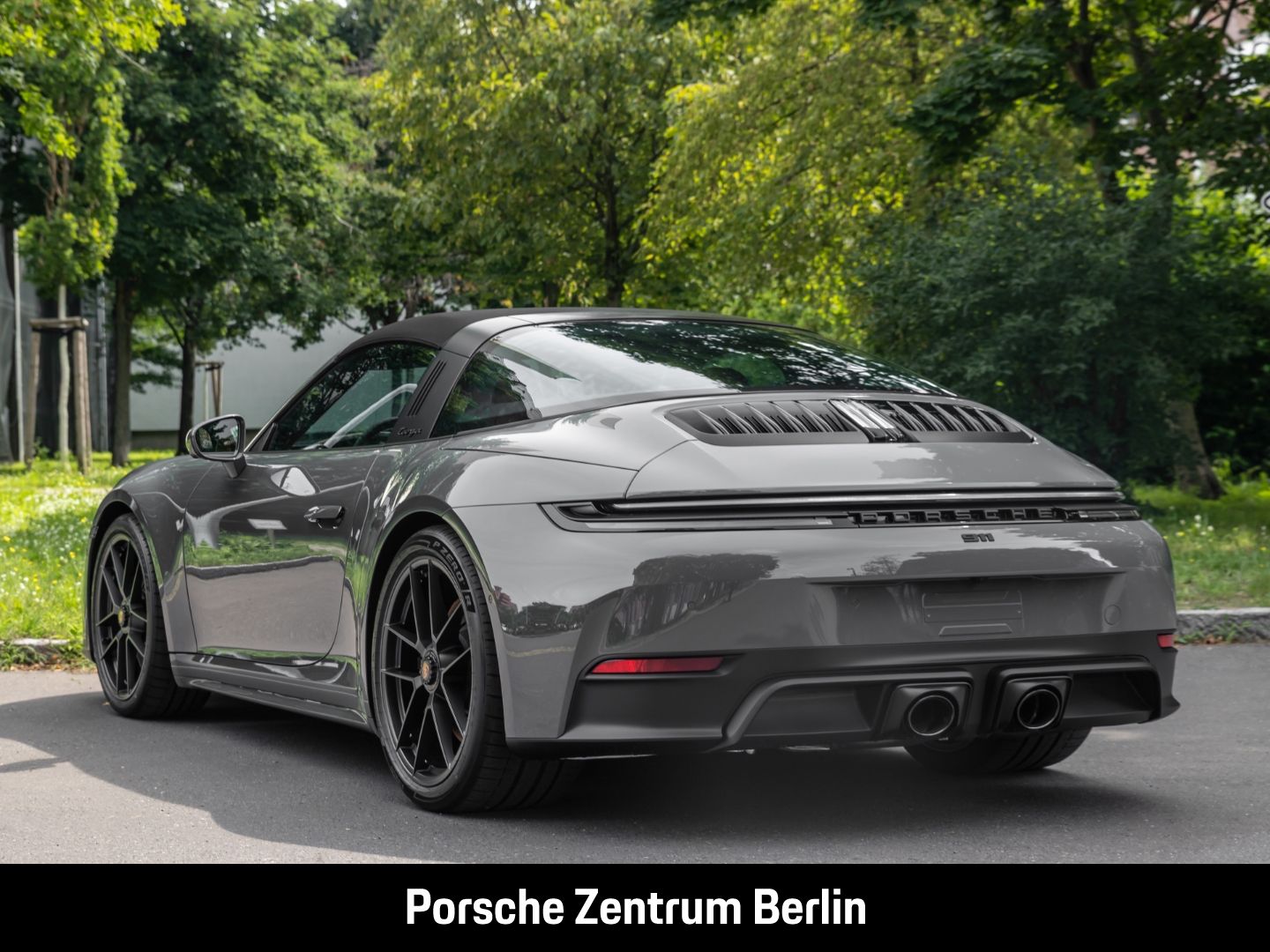 Porsche 992 911 Targa 4 GTS BOSE Sportabgasanlage LED