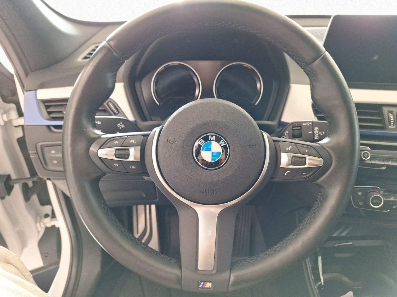 BMW X1 xDrive25e M Sport - Samsaru's Car Outlet