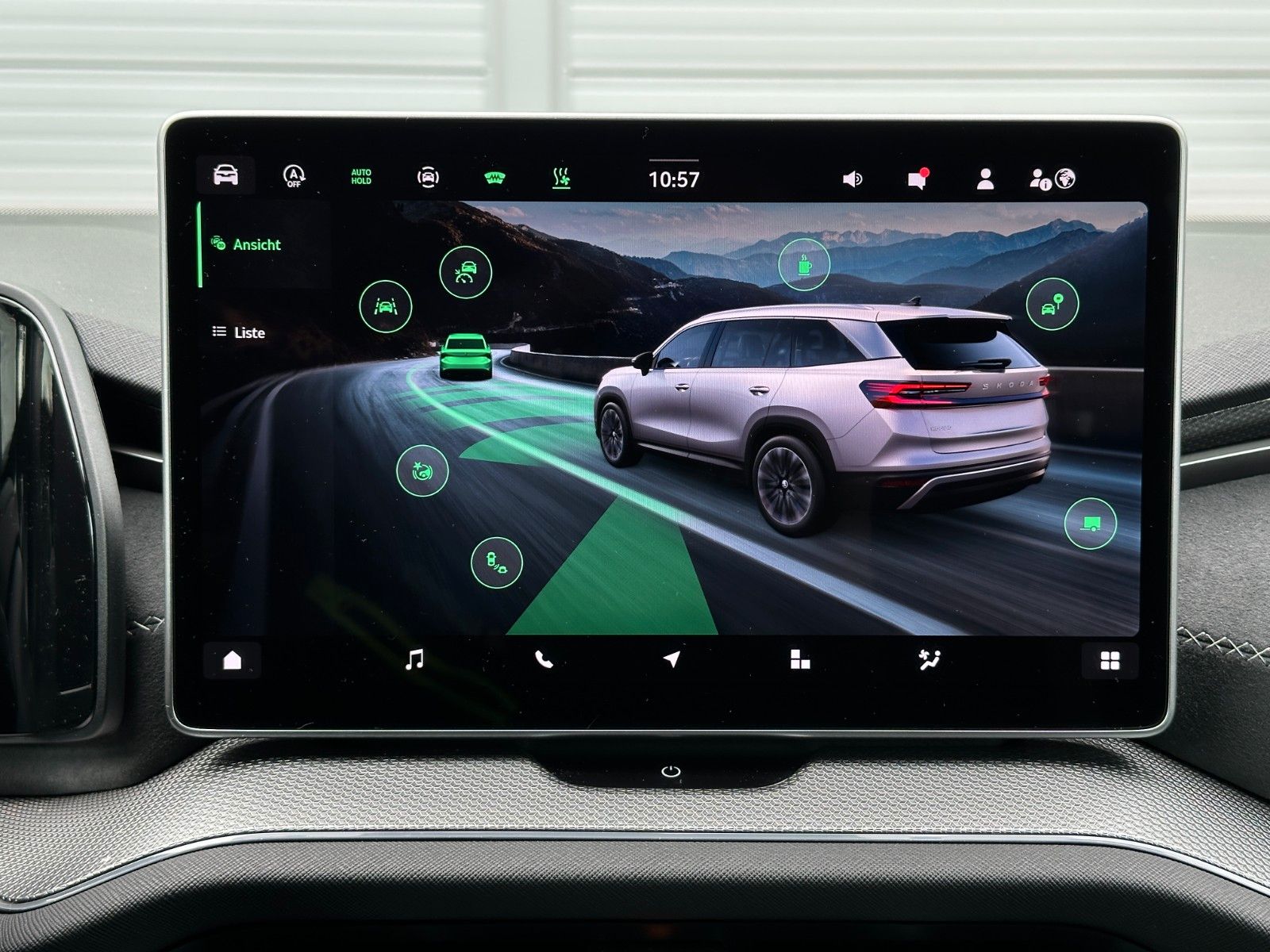 Skoda 193PS 4x4 Sportline STHZ NAVI DCC+ eHK LM20"AHK