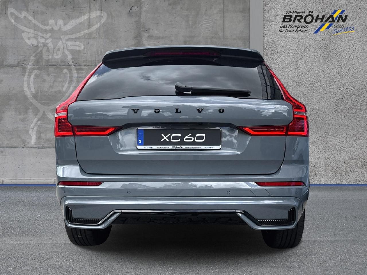 Volvo XC60 B4B Plus Dark 2WD - Samsaru's Car Outlet