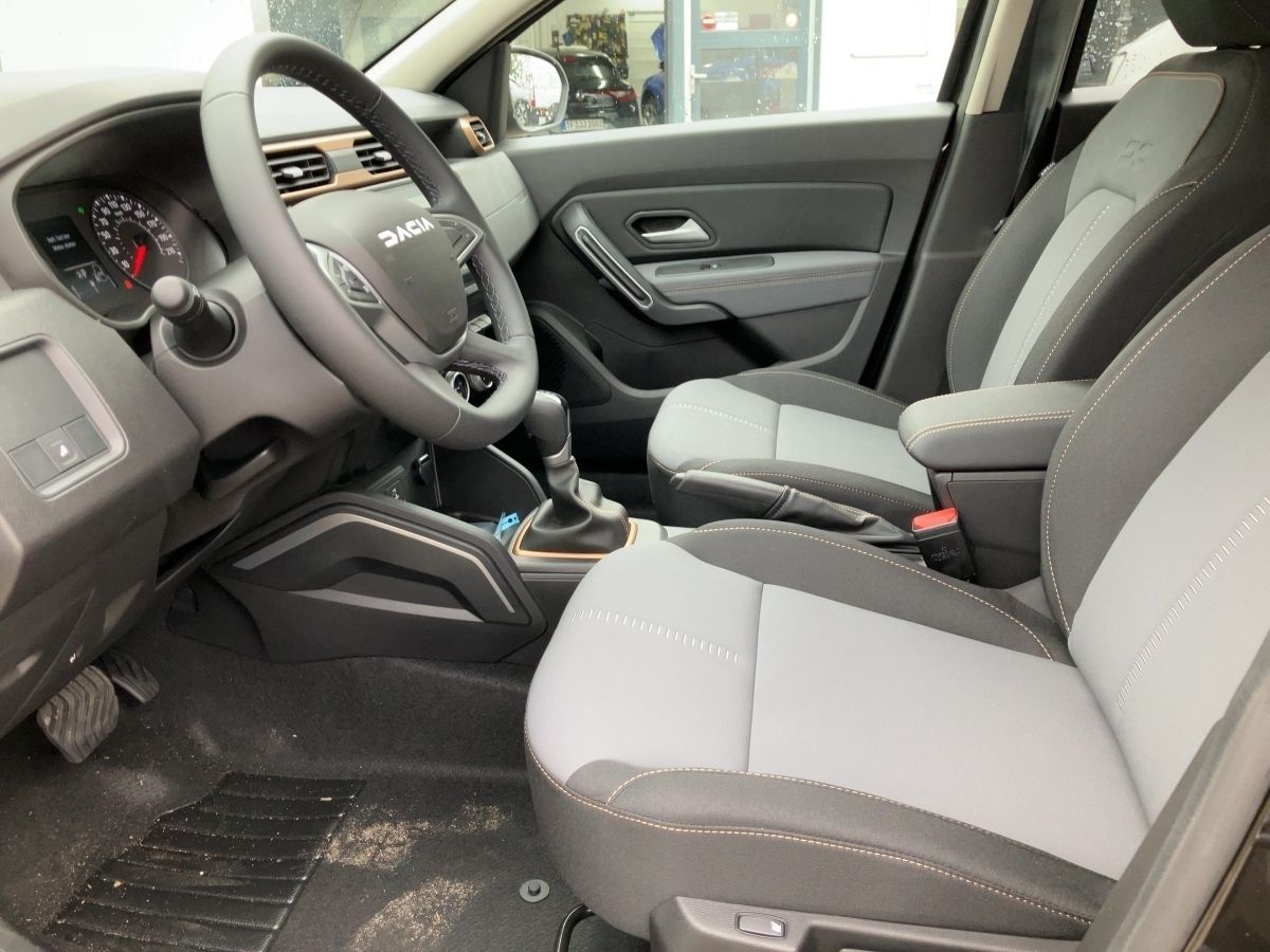 Dacia Duster Extreme TCe 150 - Samsaru's Car Outlet