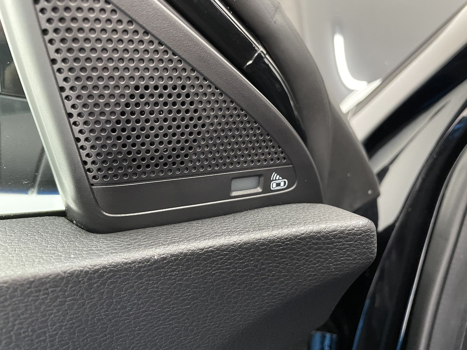 MG EHS PHEV Luxury 360/Pano/Leder/Navi/ACC+/Keyless