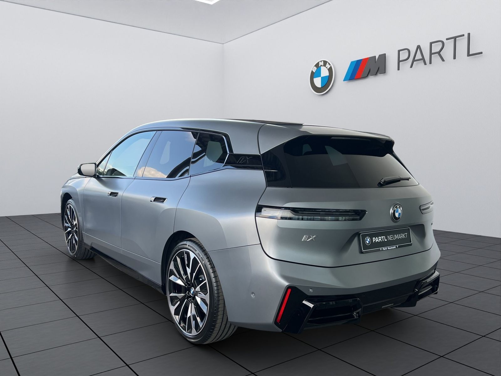 BMW iX xDrive60 M-Sport-Pro 360° Autobahnassist SkyL